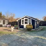 Дом отдыха 3 Bedroom In